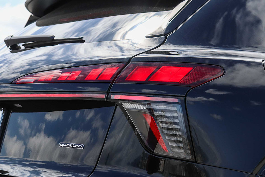 Thumbnail: 2026 Audi Q3 - 21
