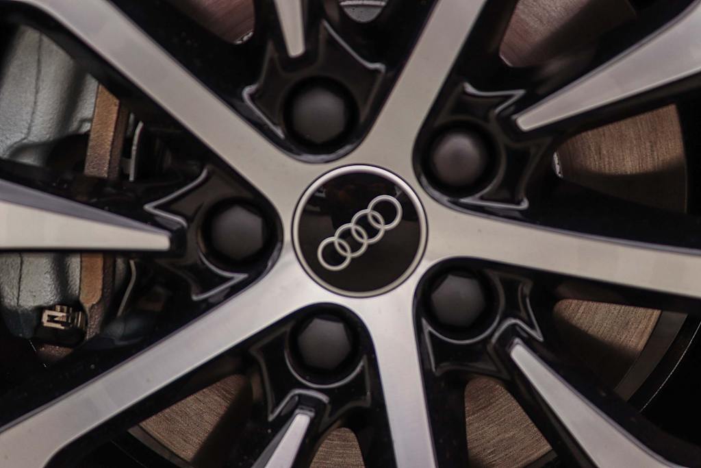 Thumbnail: 2026 Audi Q3 - 14