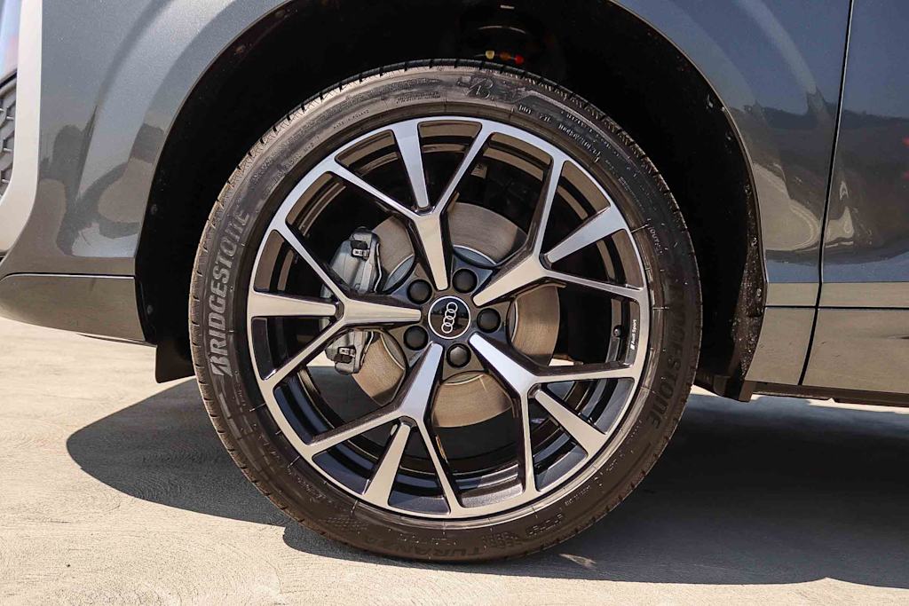 Thumbnail: 2026 Audi Q3 - 23