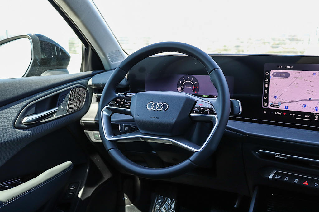 Thumbnail: 2026 Audi Q3 - 9