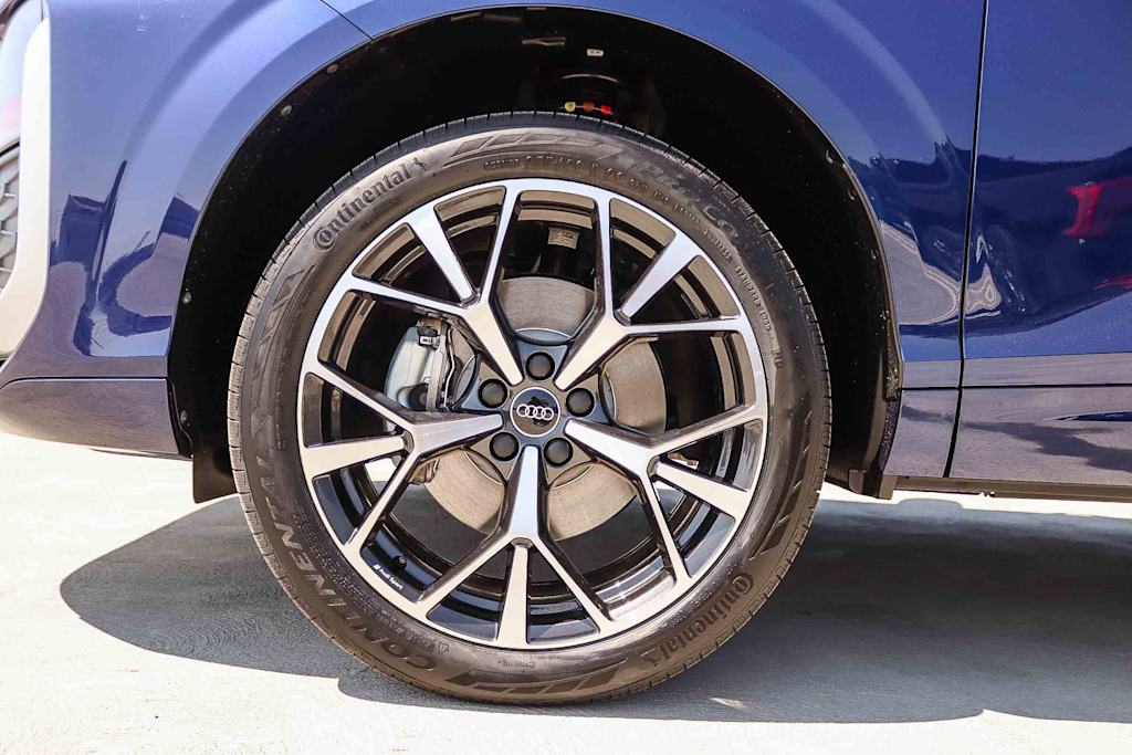 Thumbnail: 2026 Audi Q3 - 22