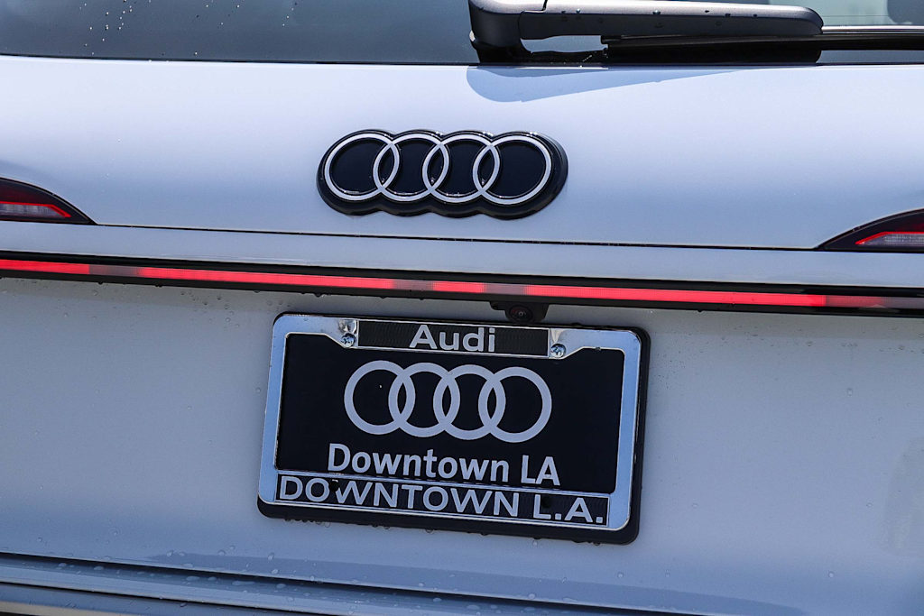Thumbnail: 2026 Audi Q3 - 22