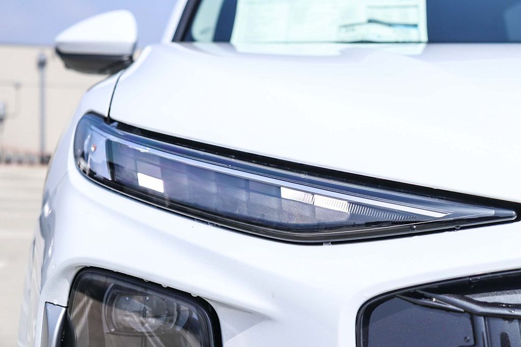 Thumbnail: 2026 Audi Q3 - 20