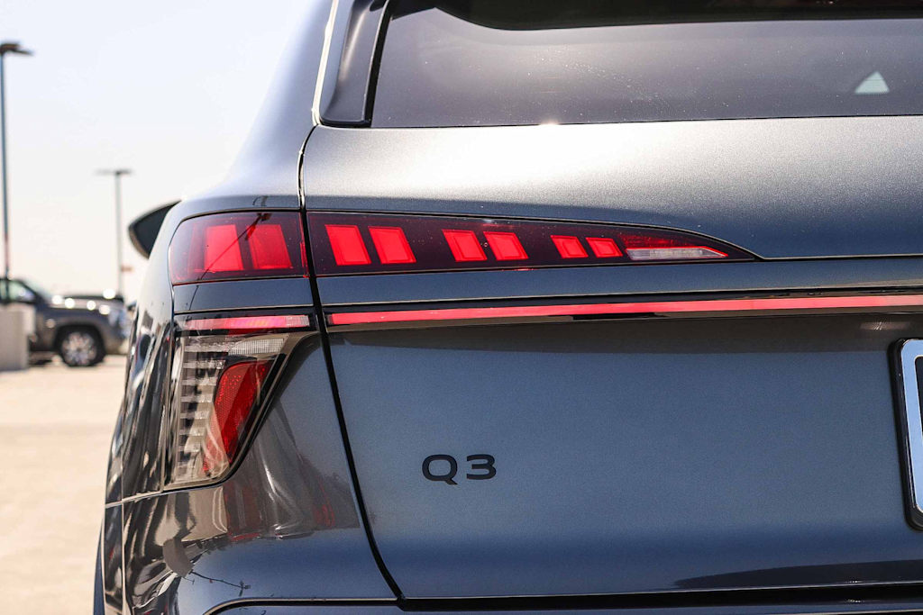 Thumbnail: 2026 Audi Q3 - 23