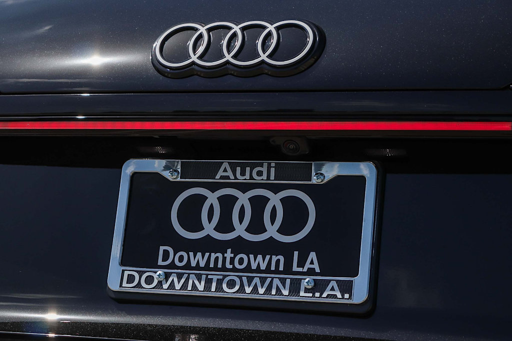 Thumbnail: 2026 Audi Q3 - 16