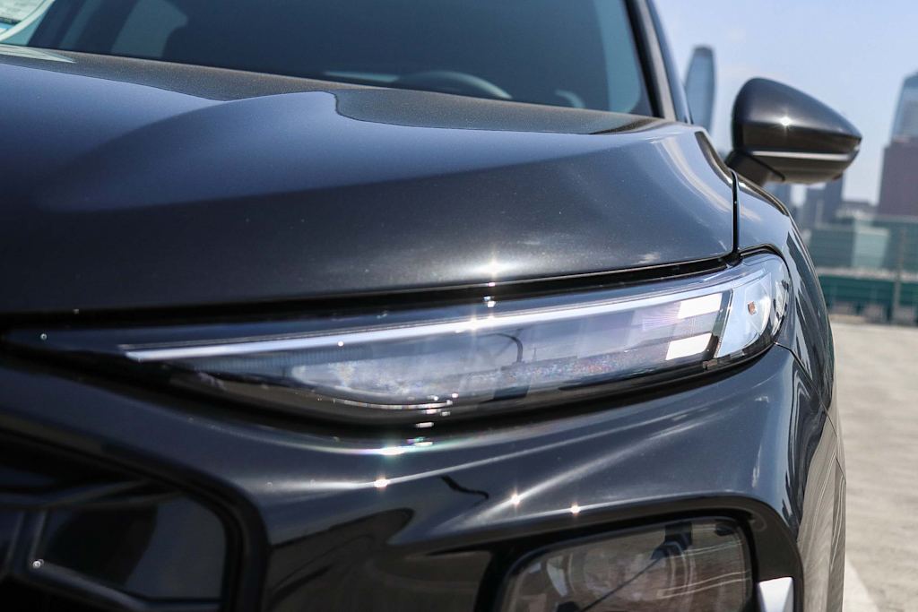 Thumbnail: 2026 Audi Q3 - 19