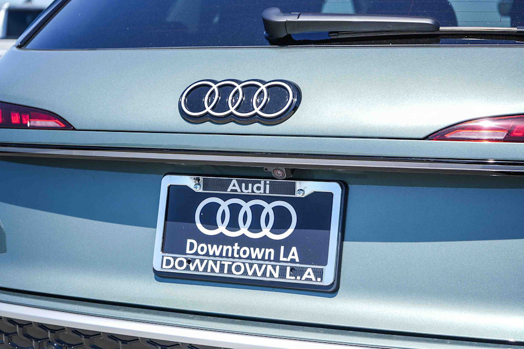 Thumbnail: 2026 Audi Q3 - 6