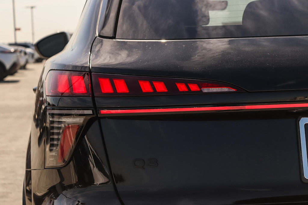 Thumbnail: 2026 Audi Q3 - 22