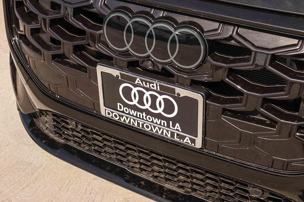 Thumbnail: 2026 Audi Q3 - 6