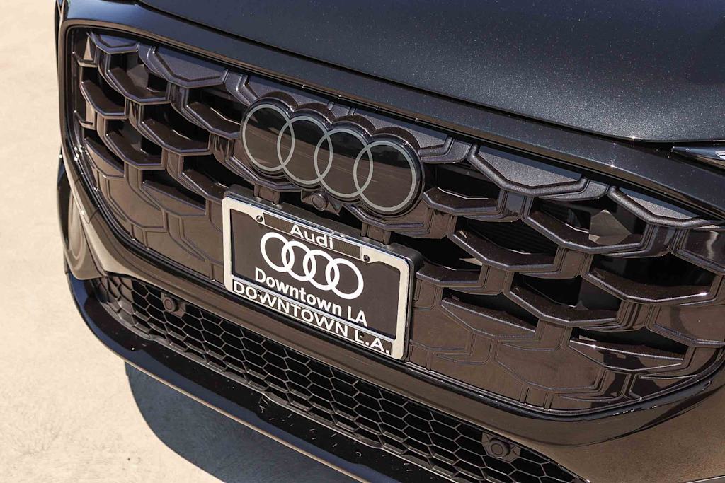 Thumbnail: 2026 Audi Q3 - 6