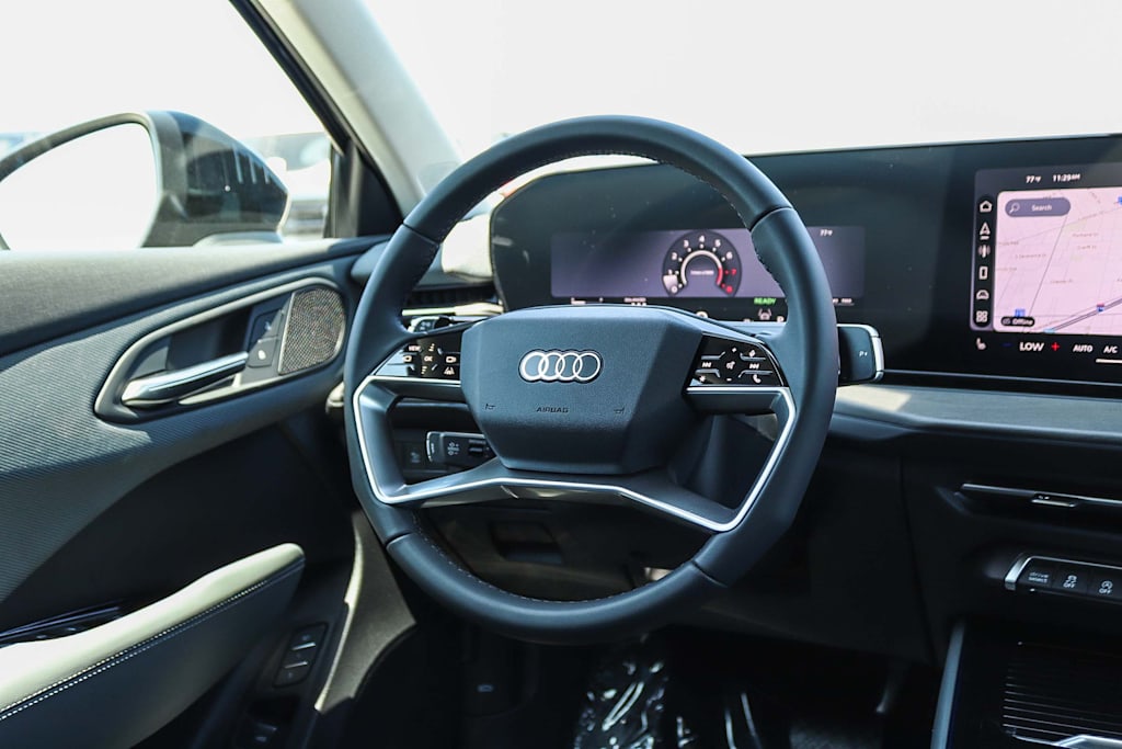 Thumbnail: 2026 Audi Q3 - 9