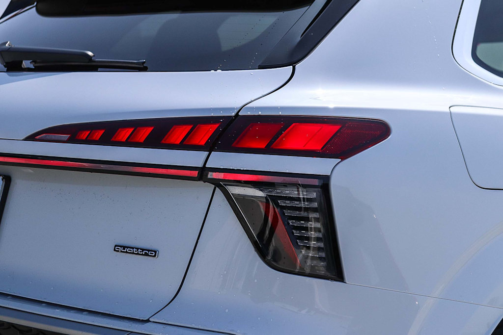 Thumbnail: 2026 Audi Q3 - 20