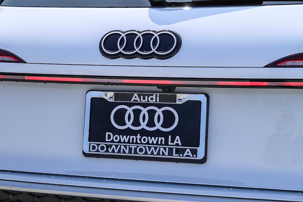 Thumbnail: 2026 Audi Q3 - 21