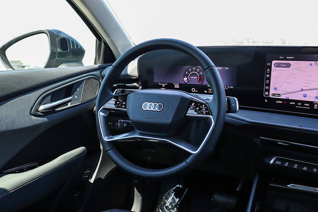 Thumbnail: 2026 Audi Q3 - 9