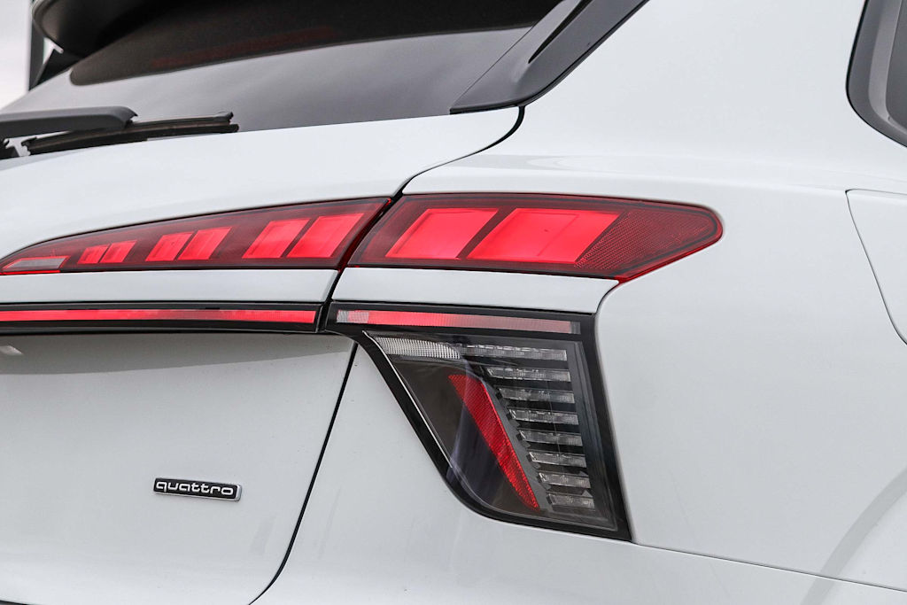 Thumbnail: 2026 Audi Q3 - 20