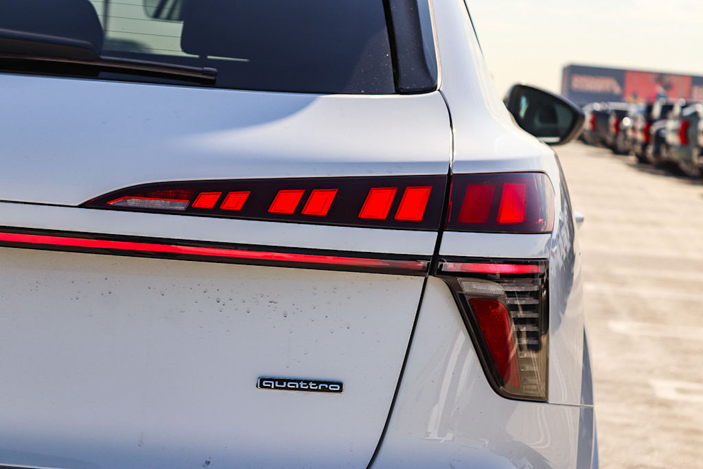Thumbnail: 2026 Audi Q3 - 20