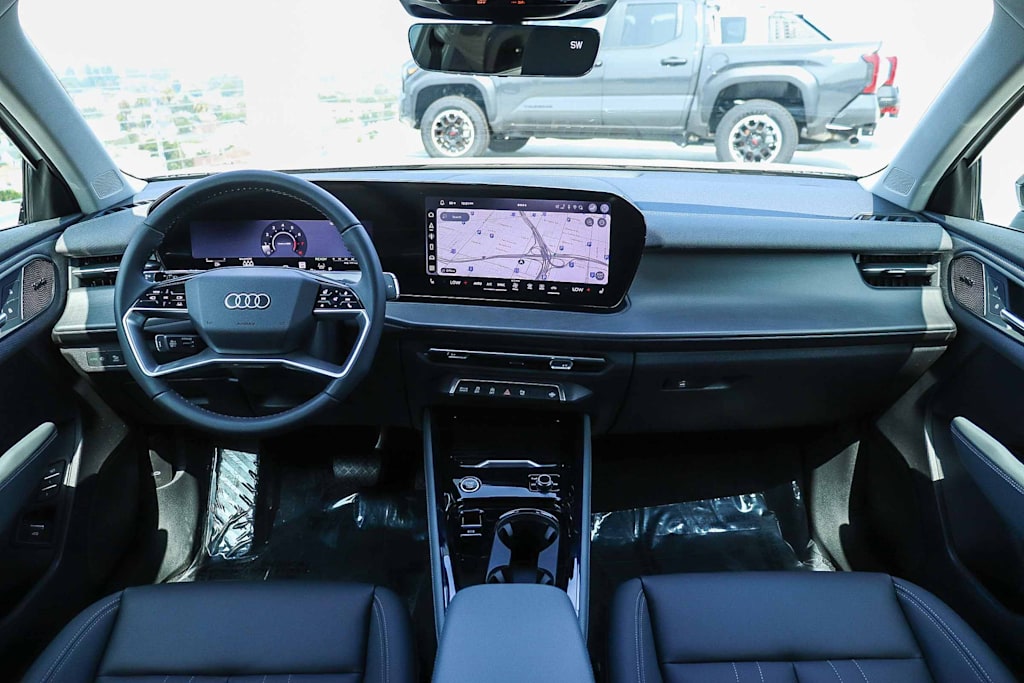 Thumbnail: 2026 Audi Q3 - 10