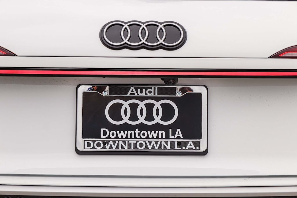 Thumbnail: 2026 Audi Q3 - 16
