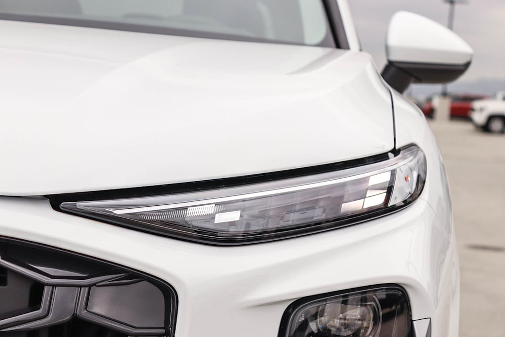 Thumbnail: 2026 Audi Q3 - 19