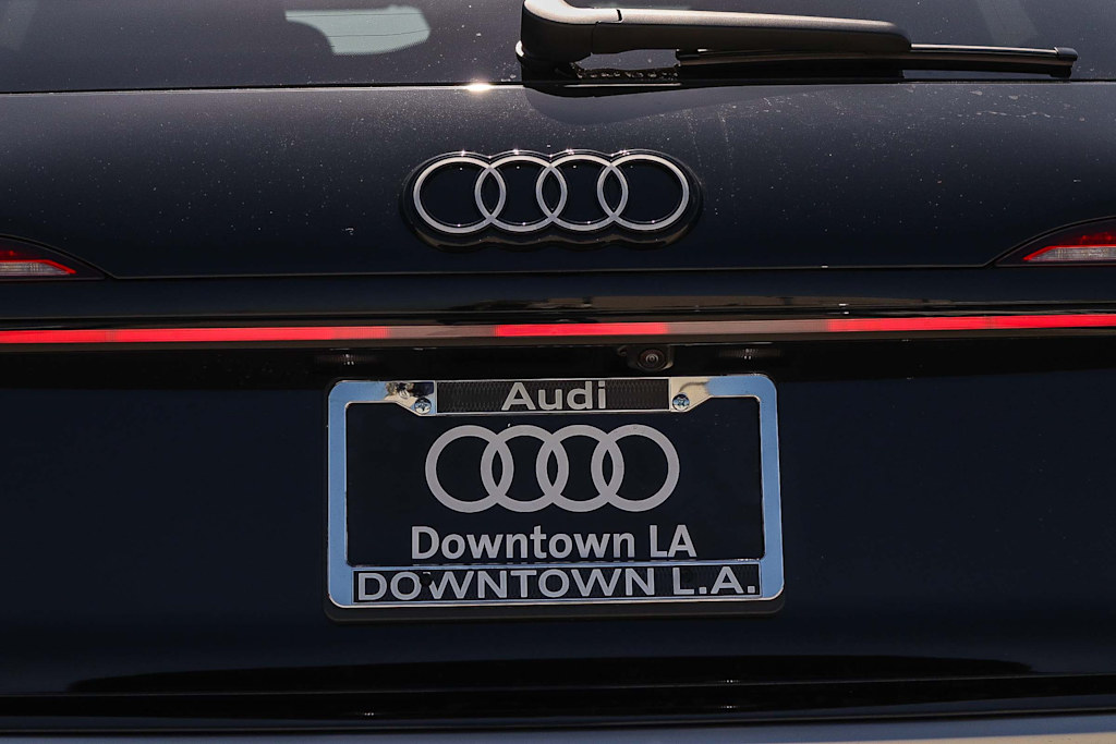 Thumbnail: 2026 Audi Q3 - 16