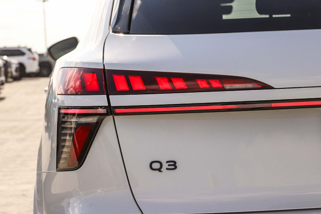 Thumbnail: 2026 Audi Q3 - 23