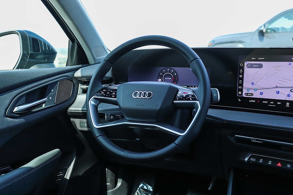 Thumbnail: 2026 Audi Q3 - 9