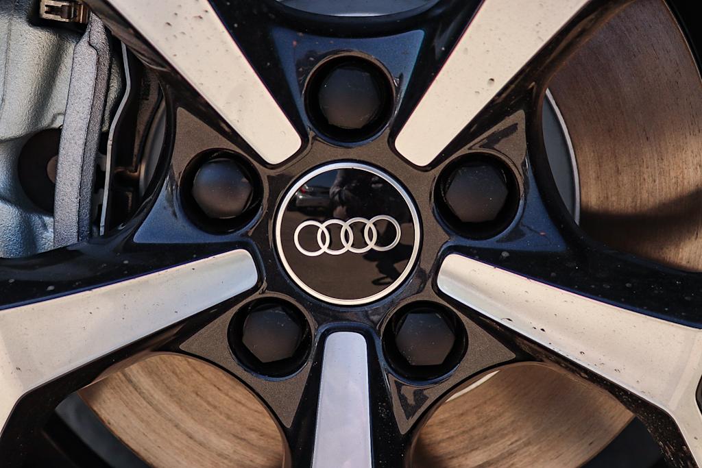 Thumbnail: 2026 Audi Q3 - 15