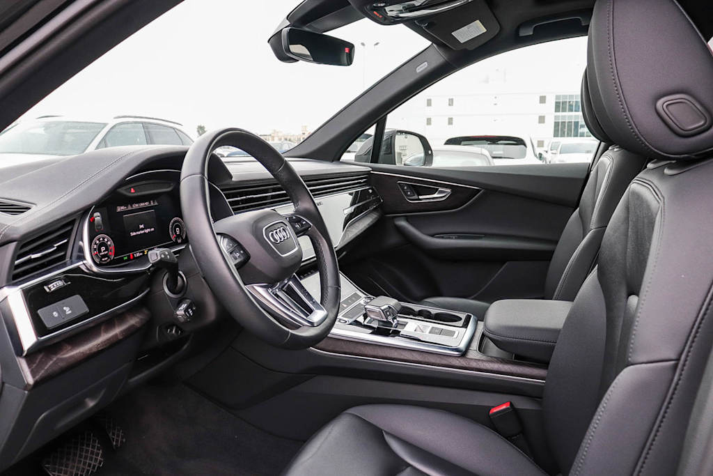 Thumbnail: 2023 Audi Q7 - 14
