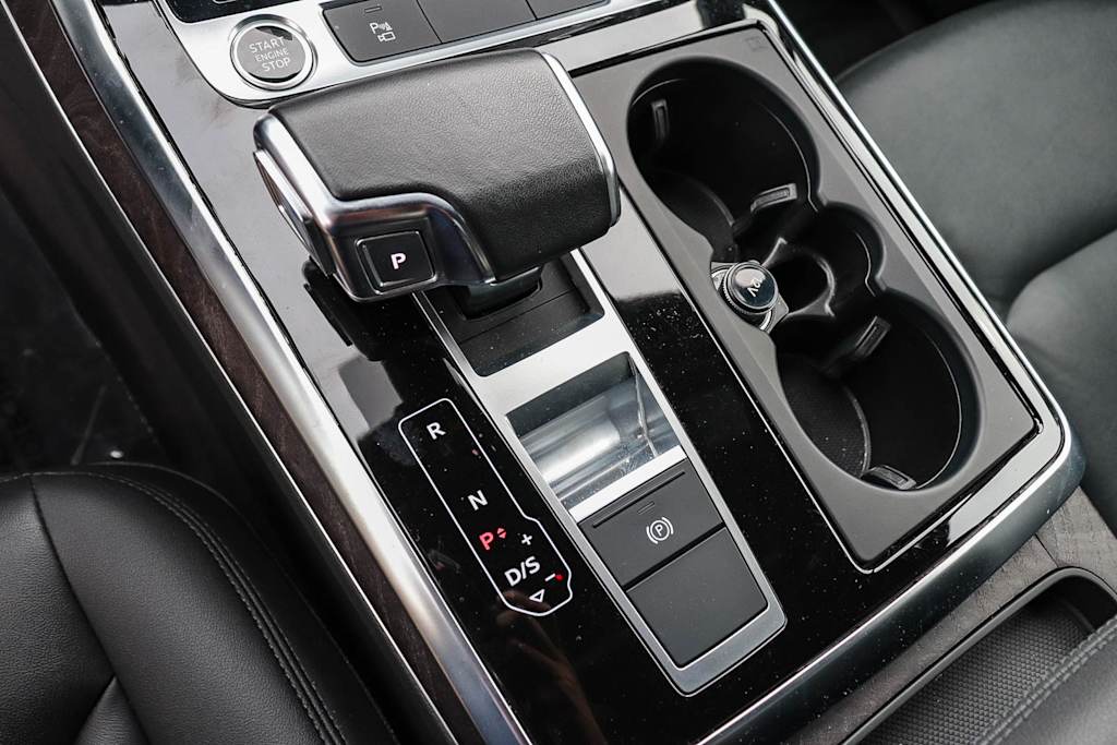 Thumbnail: 2023 Audi Q7 - 16