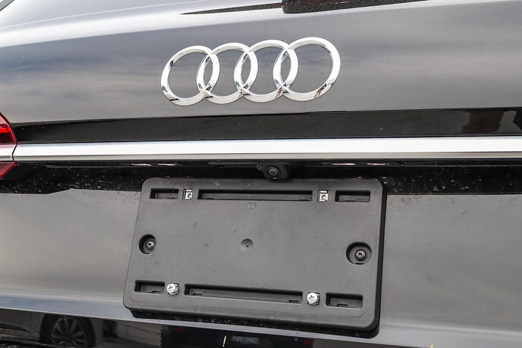 Thumbnail: 2023 Audi Q7 - 25