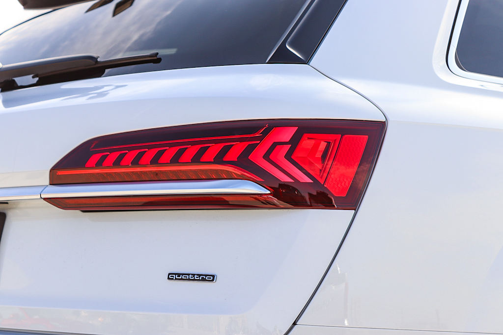 Thumbnail: 2023 Audi Q7 - 22