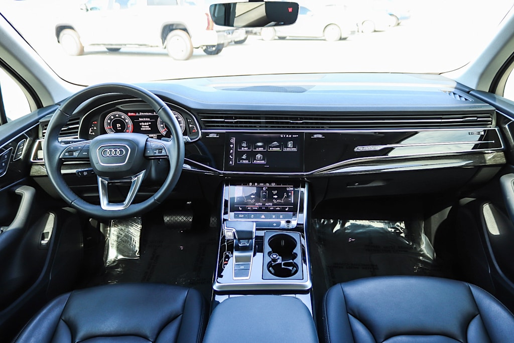 Thumbnail: 2023 Audi Q7 - 2