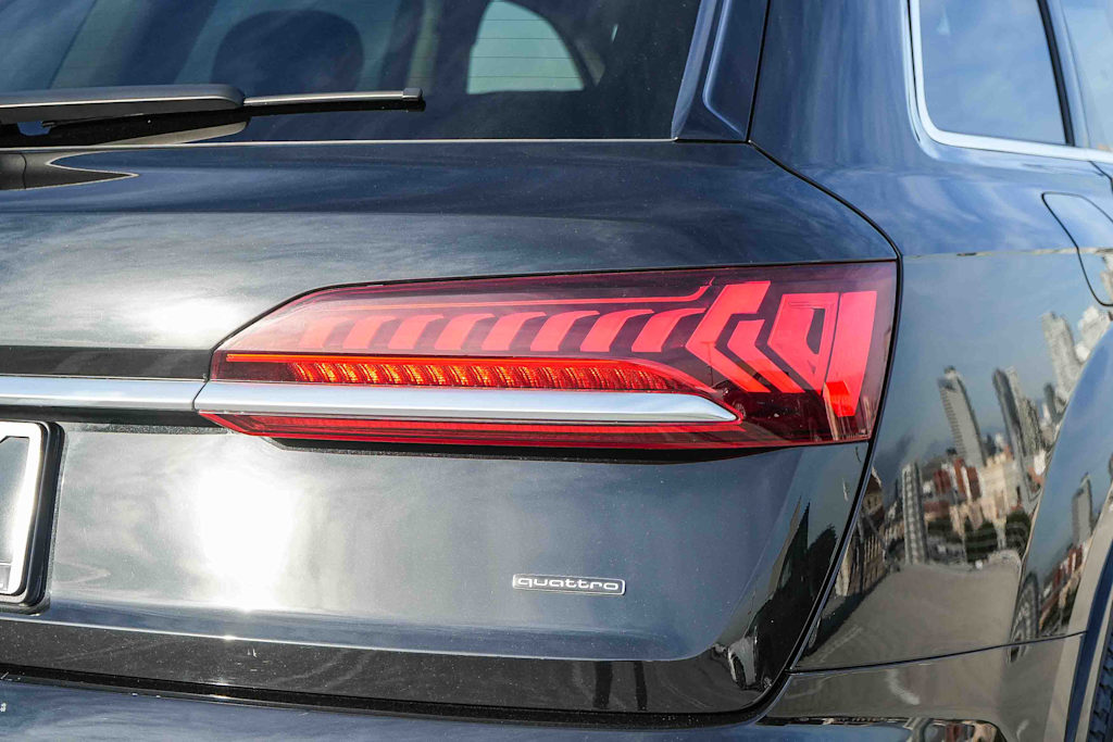 Thumbnail: 2022 Audi Q7 - 26