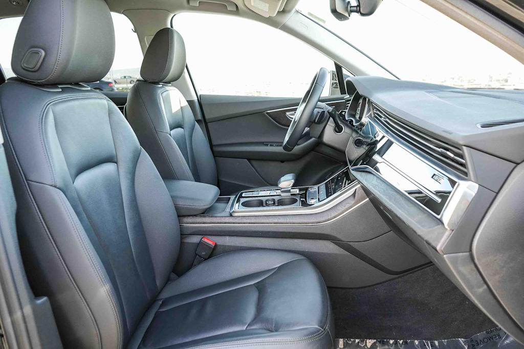 Thumbnail: 2022 Audi Q7 - 10