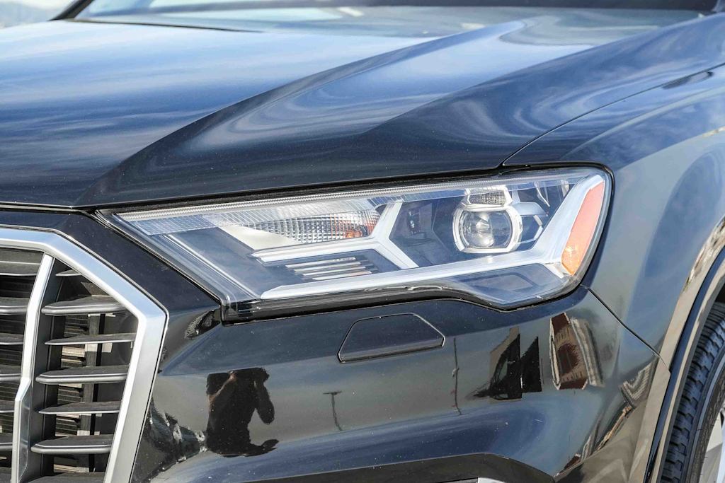 Thumbnail: 2022 Audi Q7 - 22