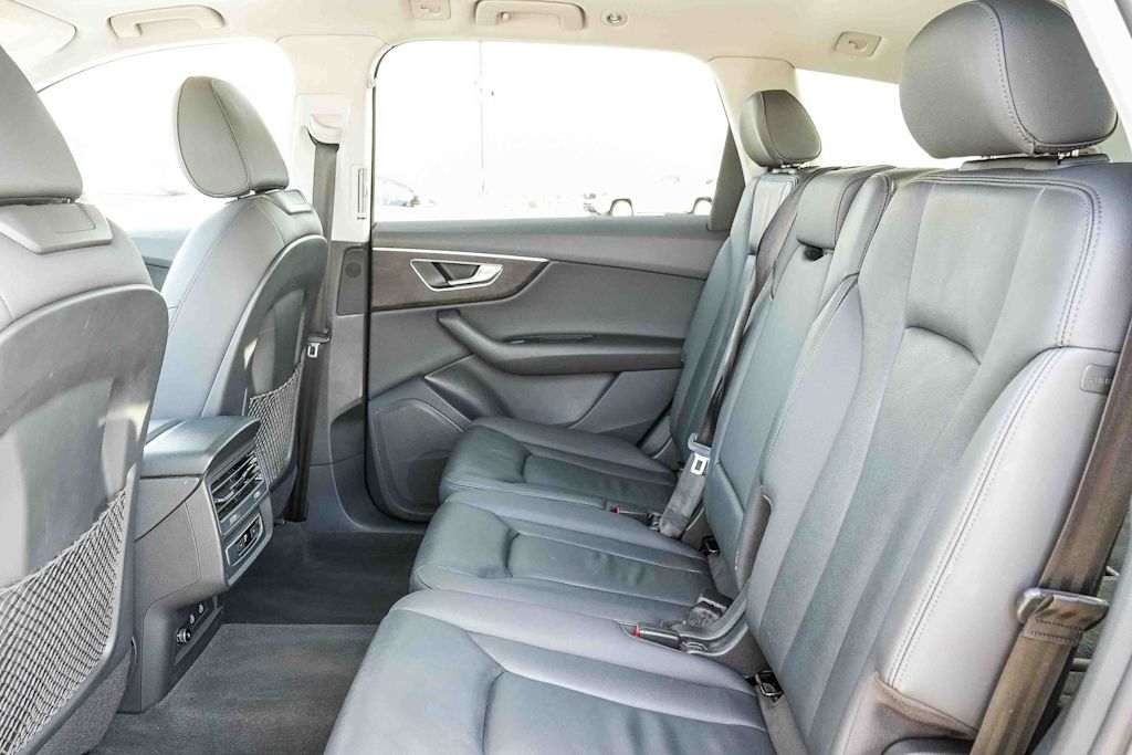 Thumbnail: 2022 Audi Q7 - 12