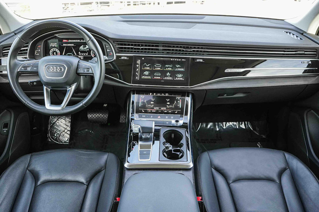 Thumbnail: 2022 Audi Q7 - 2