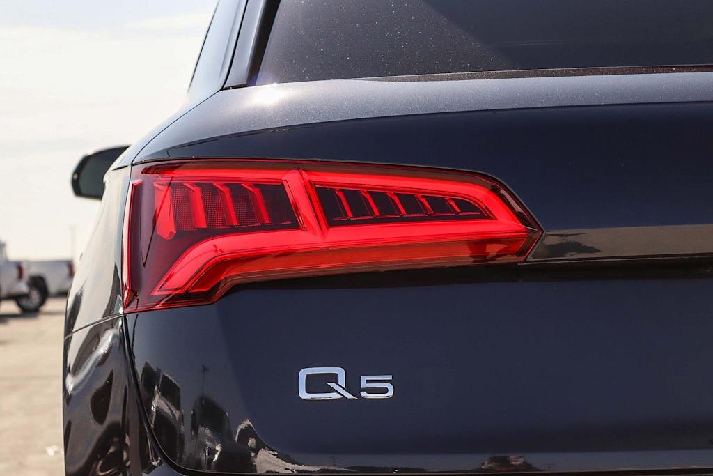 Thumbnail: 2019 Audi Q5 - 24