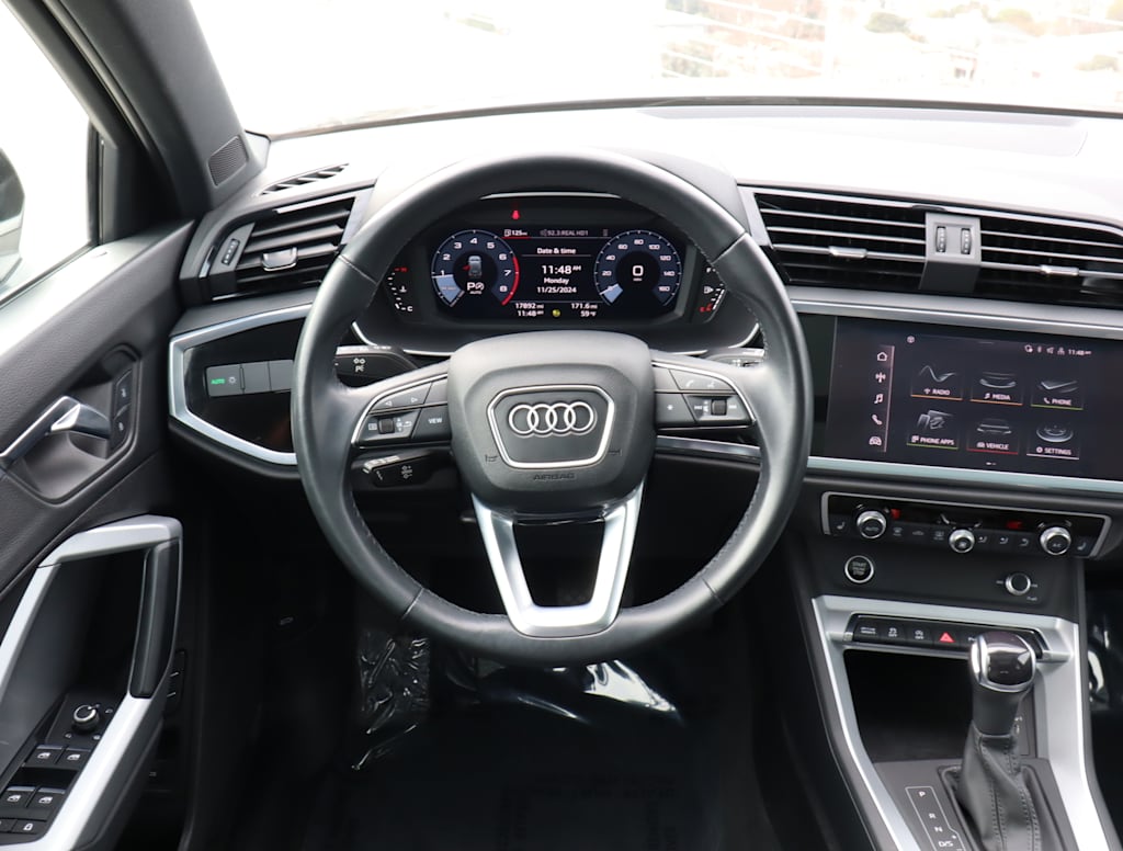 2022 Audi Q3 Premium 8