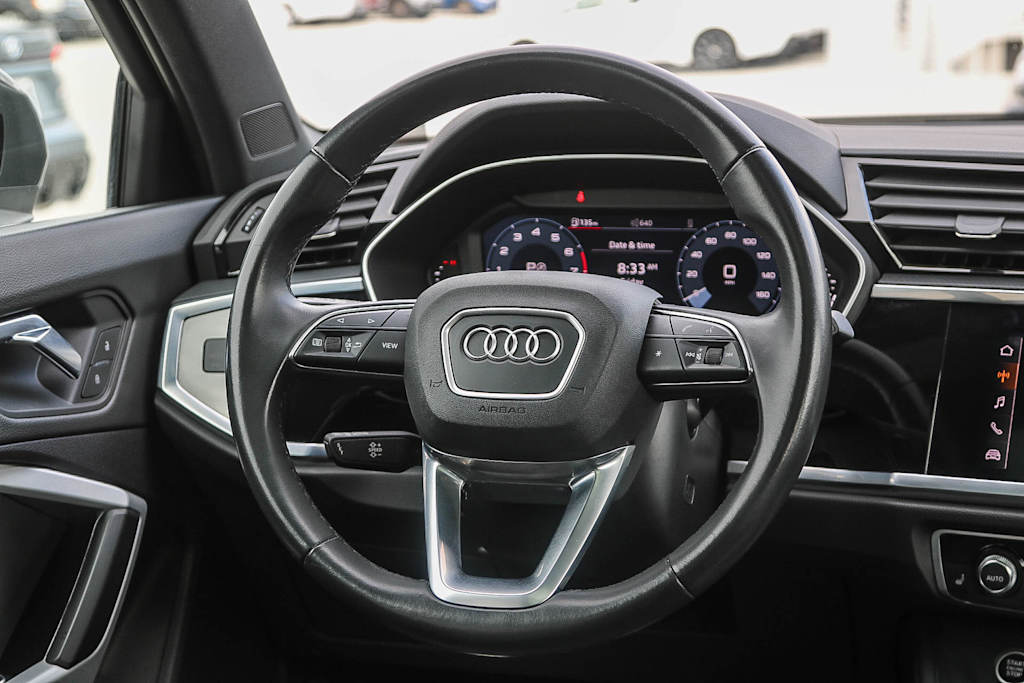 Thumbnail: 2022 Audi Q3 - 12