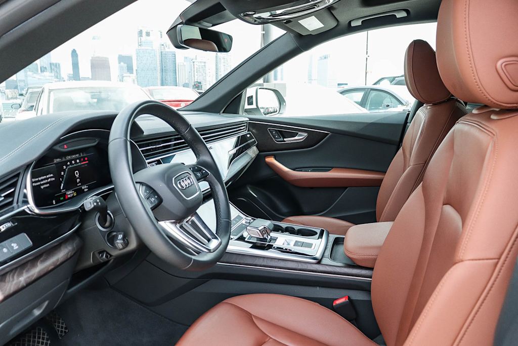 Thumbnail: 2023 Audi Q8 - 47