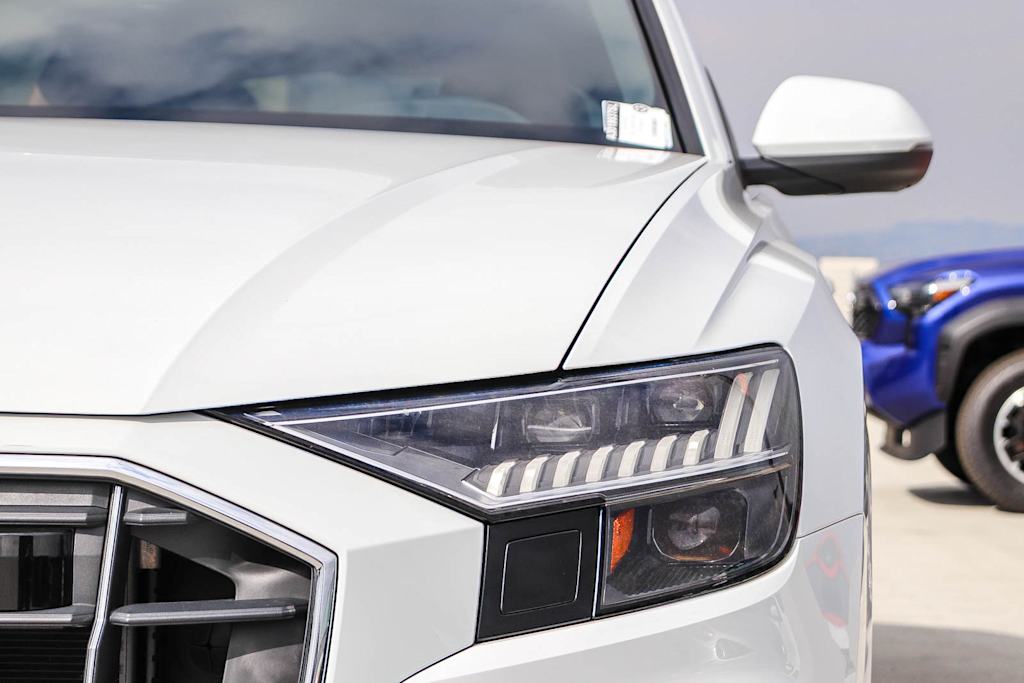 Thumbnail: 2023 Audi Q8 - 24