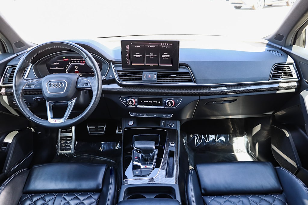 Thumbnail: 2024 Audi SQ5 - 2