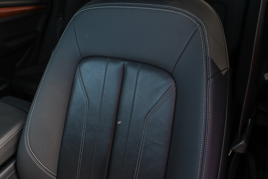 Thumbnail: 2023 Audi Q5 - 10