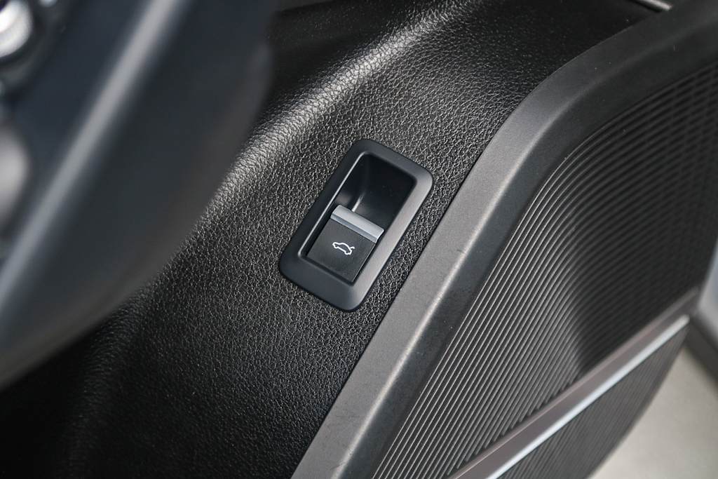 Thumbnail: 2022 Audi Q5 - 17