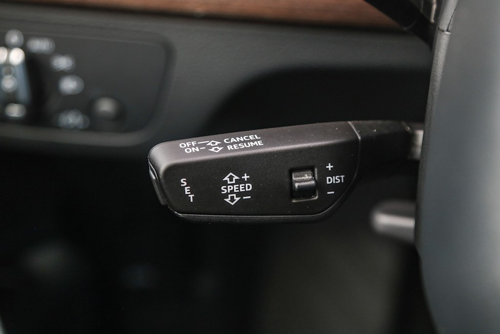 Thumbnail: 2022 Audi Q5 - 37