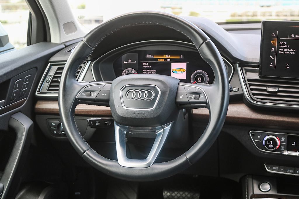 Thumbnail: 2022 Audi Q5 - 12