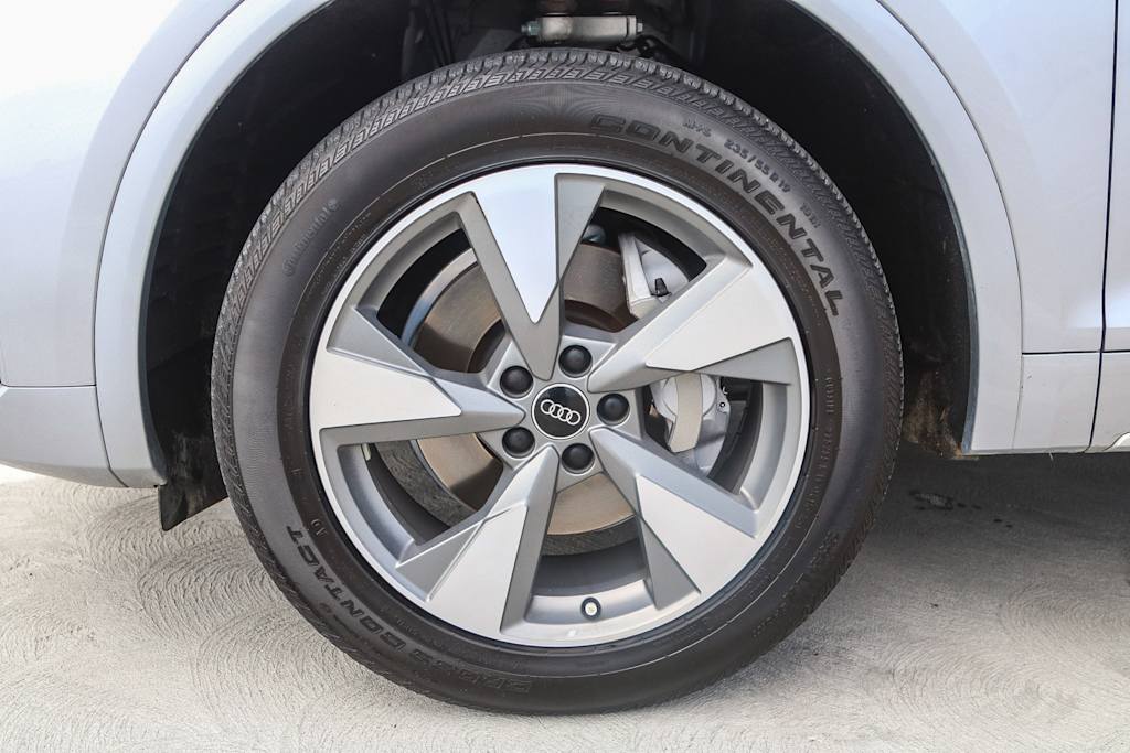 Thumbnail: 2022 Audi Q5 - 26