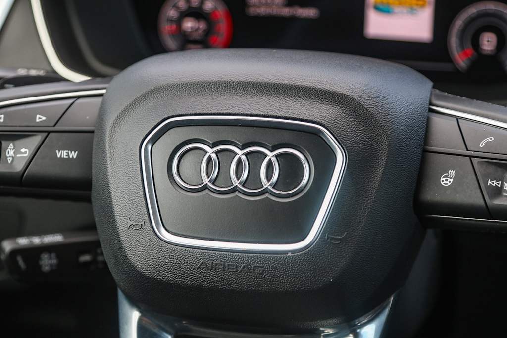 Thumbnail: 2022 Audi Q5 - 30