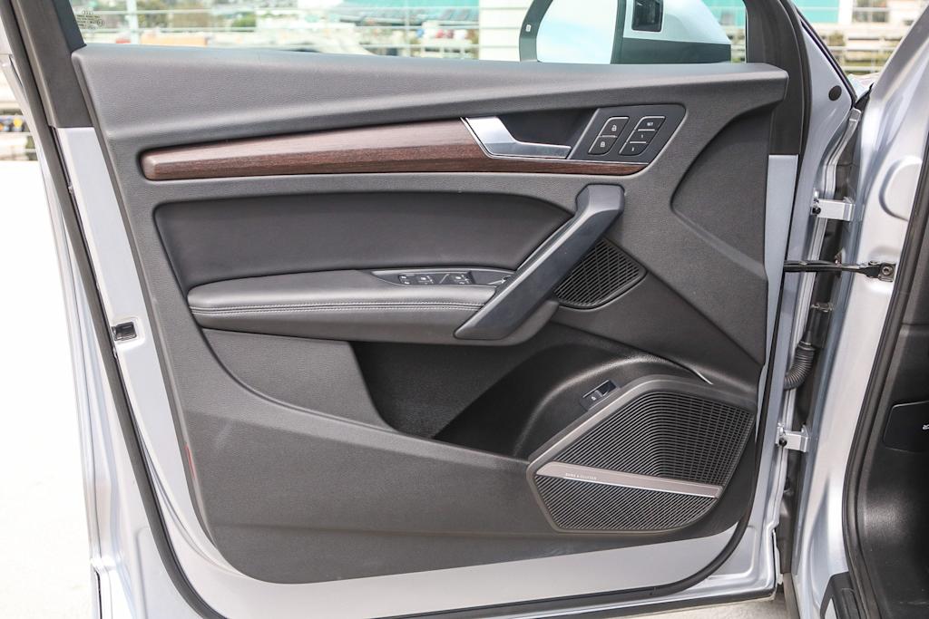 Thumbnail: 2022 Audi Q5 - 33